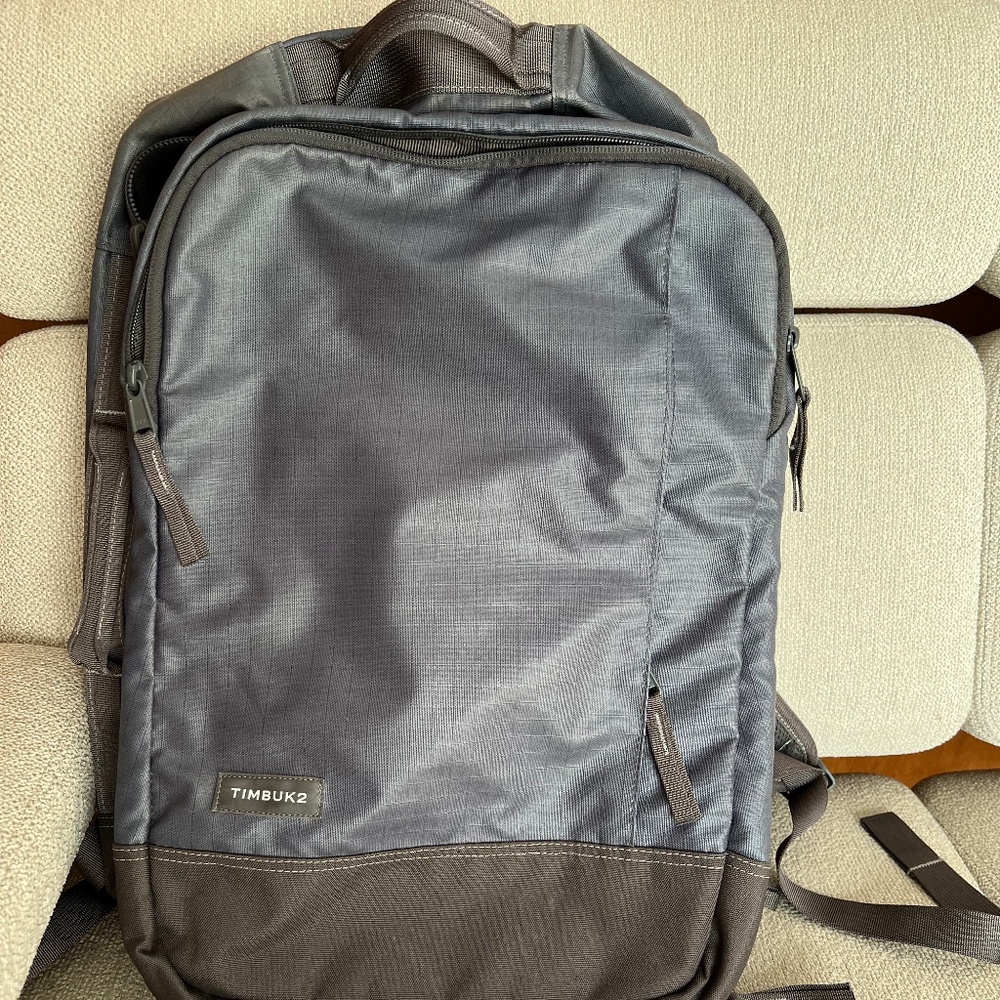 TIMBUK2 BACKPACK-LIKE NEW